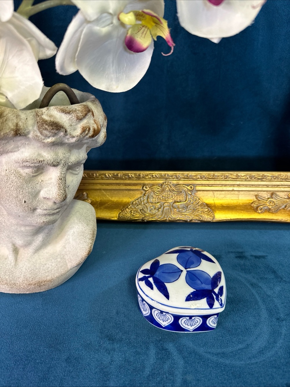 Vintage Blue White Chinoiserie Heart Lidded Flower Trinket Dish Ring Dish Box